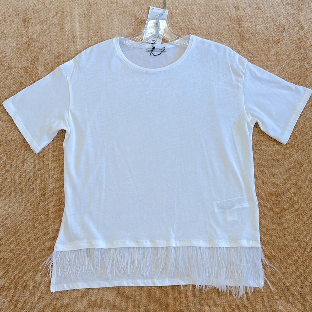ZARA WHITE SHIRT WITH FEATHER HEMLINE- SIZE- SMALL